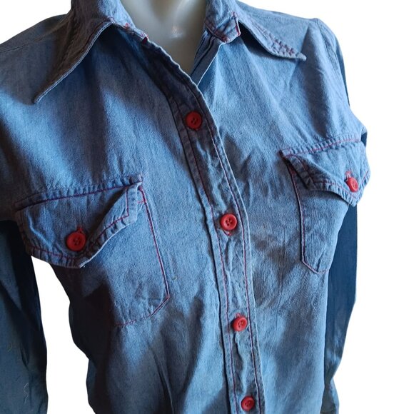 Women's XS Vintage Denim Shirt 1970's Button-Up Red Buttons Distress Boho Hippy - Picture 1 of 13